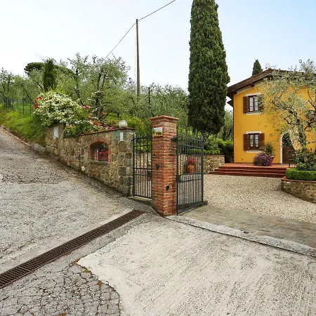 I Cipressi By Interhome Nyaraló *